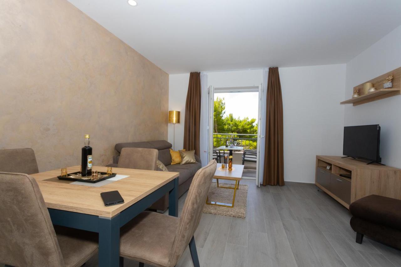 Apartments Vicin Brela Εξωτερικό φωτογραφία