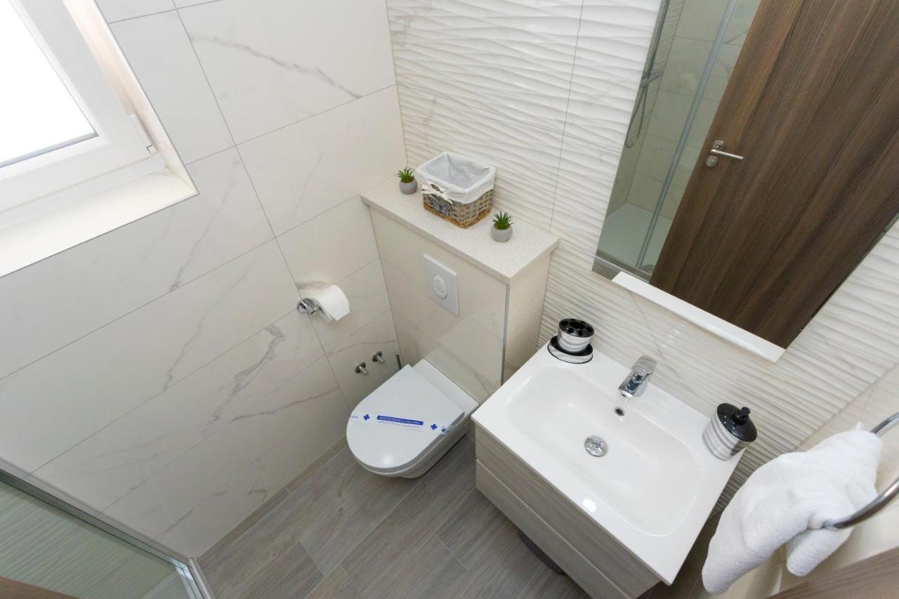 Apartments Vicin Brela Εξωτερικό φωτογραφία